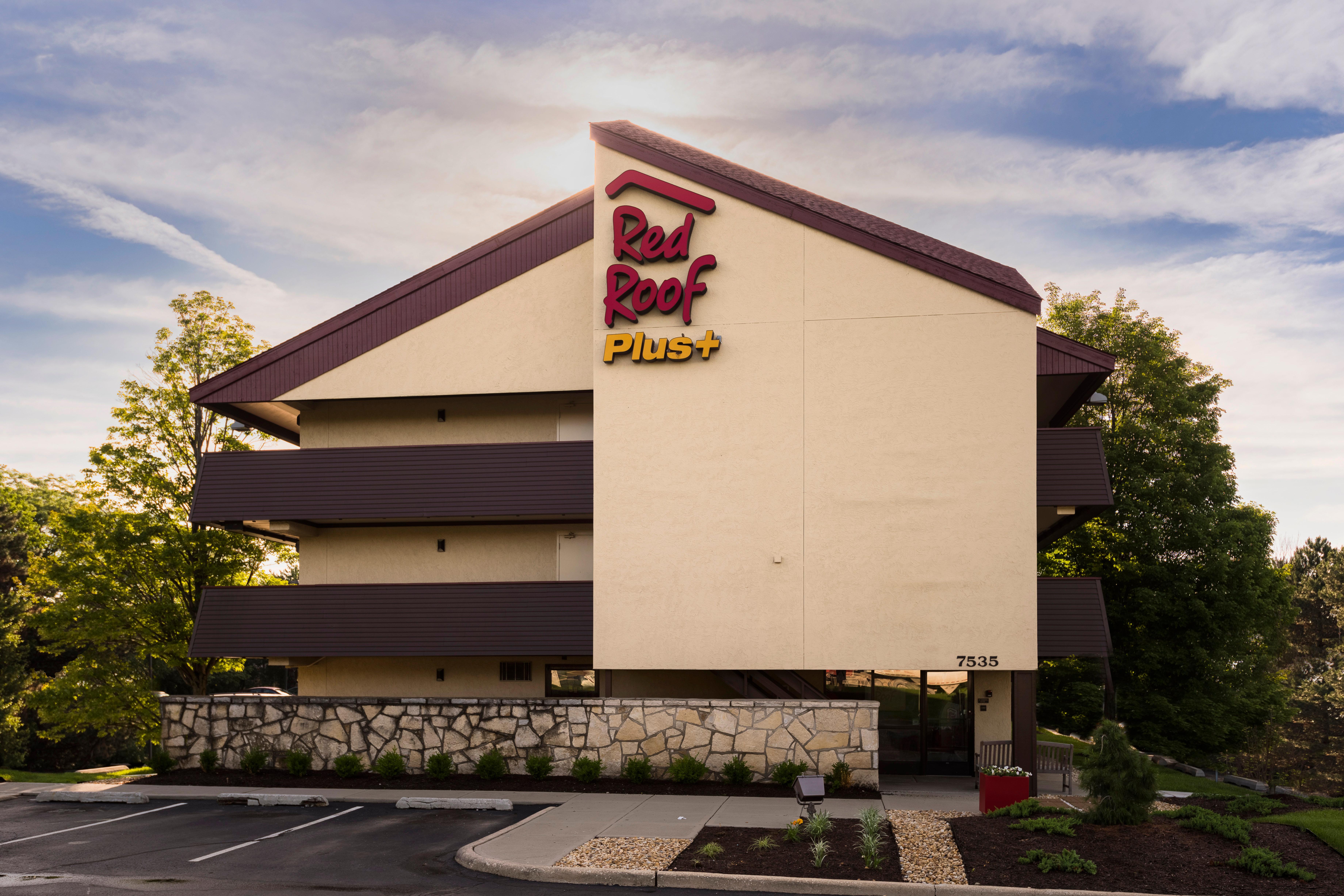 Red Roof Inn Plus+ Chicago - Willowbrook Dış mekan fotoğraf